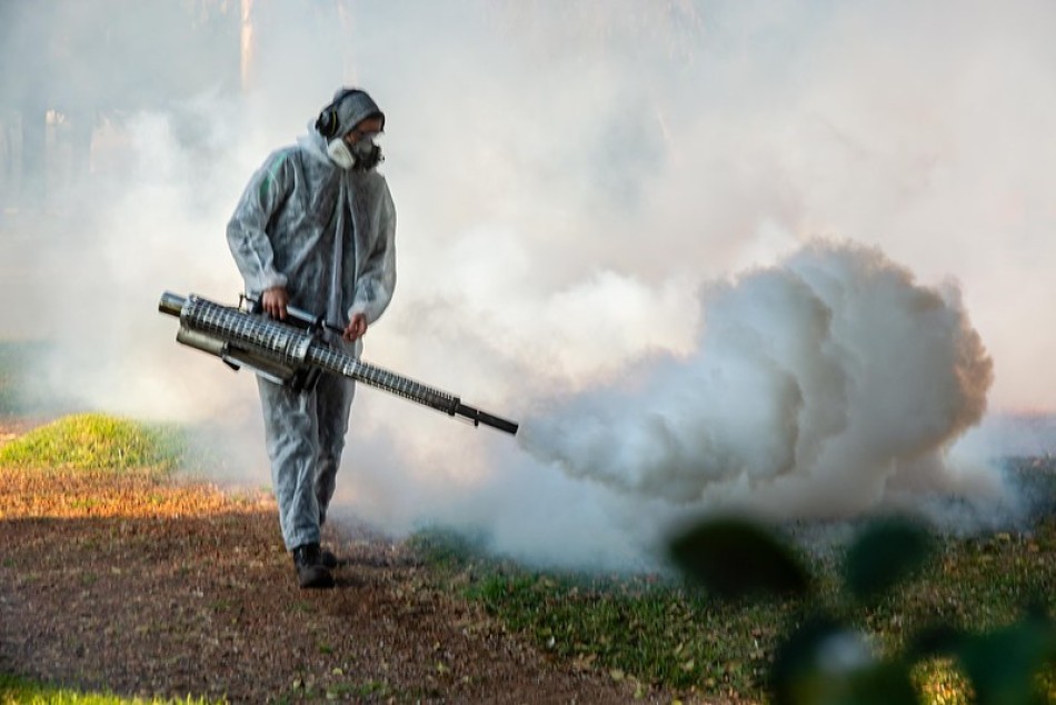 495516 | Fumigación: El municipio continúa con los operativos en espacios verdes - Secretaría de Ambiente y Espacio Público (Juan Pablo Allegue)