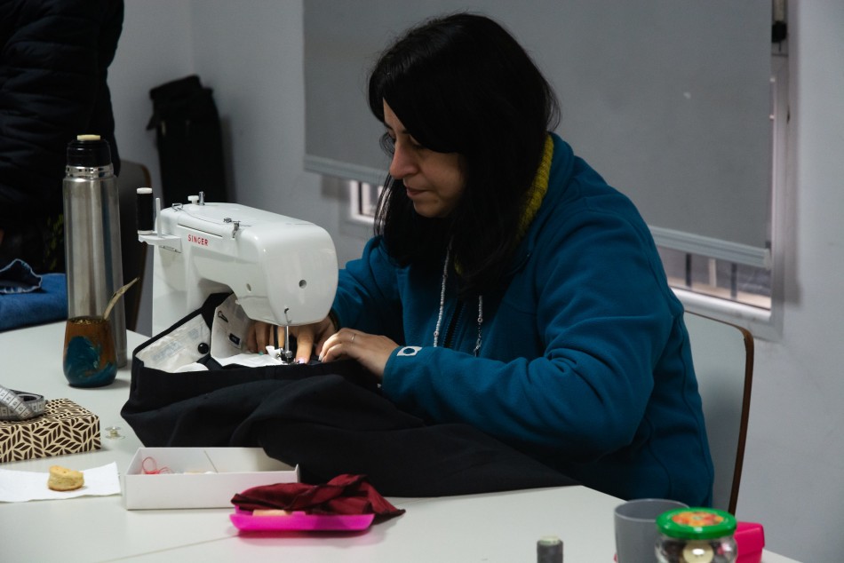 503948 | Se recolectaron más de 7 toneladas de ropa en desuso - Secretaría de Ambiente y Espacio Público (Juan Pablo Allegue)