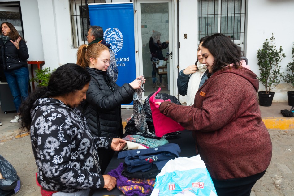 503954 | Se recolectaron más de 7 toneladas de ropa en desuso - Secretaría de Ambiente y Espacio Público (Juan Pablo Allegue)