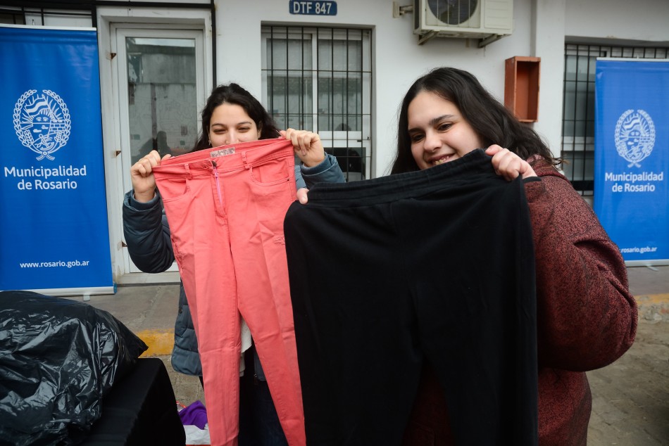 503957 | Se recolectaron más de 7 toneladas de ropa en desuso - Secretaría de Ambiente y Espacio Público (Juan Pablo Allegue)