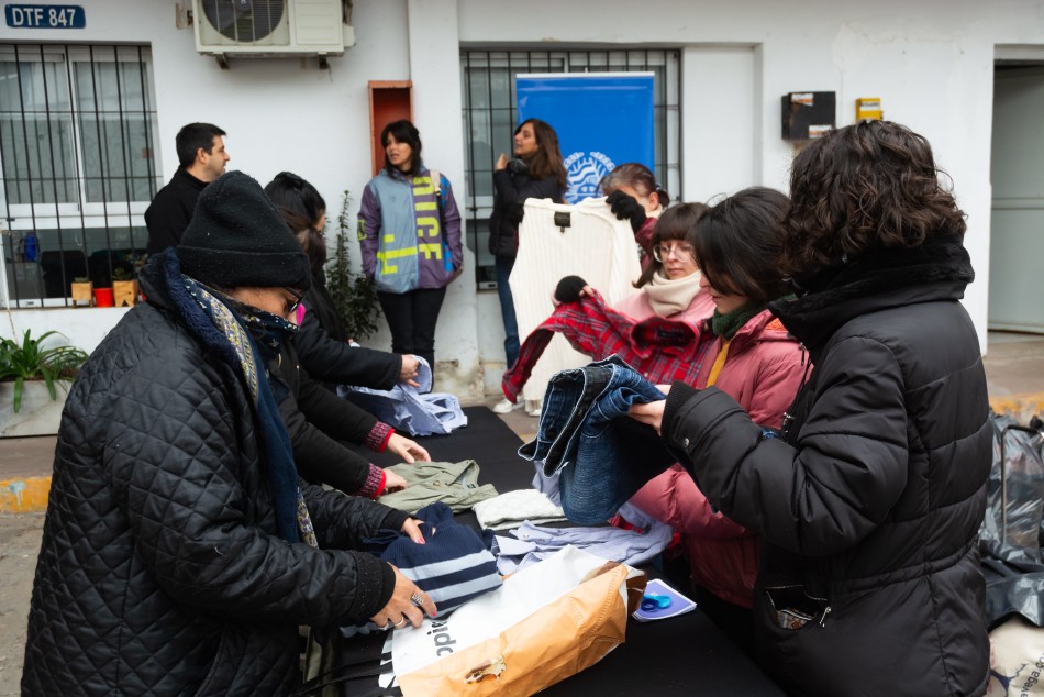 503962 | Se recolectaron más de 7 toneladas de ropa en desuso - Secretaría de Ambiente y Espacio Público (Juan Pablo Allegue)