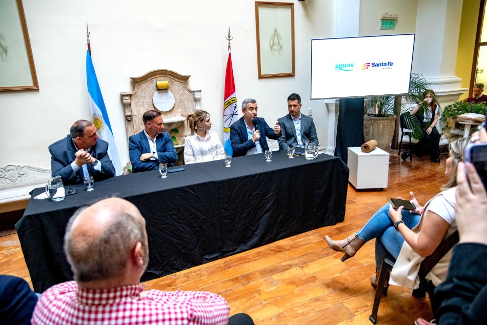 528422 | Licitación de renovación de Red de Cañerías ASSA - Subsecretaría de Comunicación Social (Marcelo Beltrame)