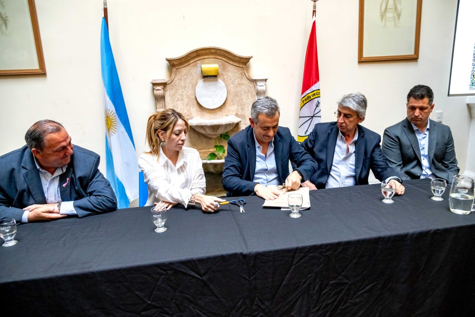 528426 | Licitación de renovación de Red de Cañerías ASSA - Subsecretaría de Comunicación Social (Marcelo Beltrame)