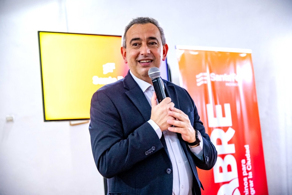 531856 | Firma Convenio Abre Puente Negro - Subsecretaría de Comunicación Social (Marcelo Beltrame))