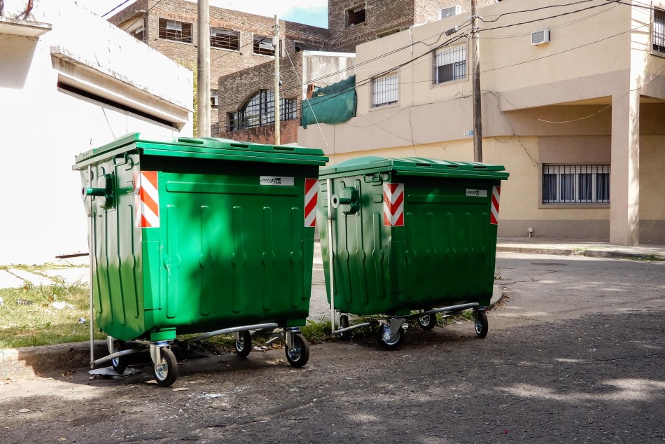 550938 | El municipio colocó 121 contenedores nuevos en los barrios La Guardia y Matheu - Secretaría de Ambiente y Espacio Público (Juan Pablo Allegue)