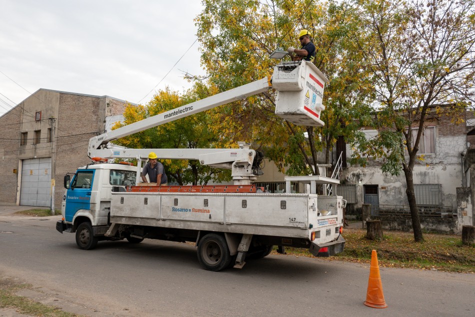 569206 | Colocación de nuevas luminarias led en barrio Villa Urquiza - Secretaría de Ambiente y Espacio Público (Juan Pablo Allegue)
