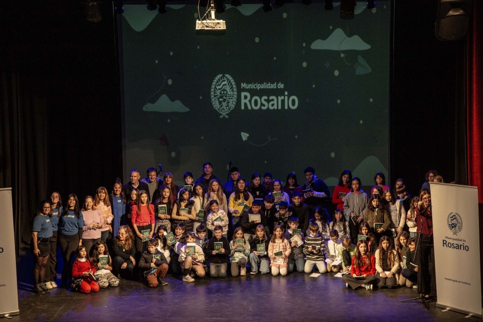 580664 | Presentación Editando sueños II en La Comedia - Sec. de Cultura y Educación (Guillermo Turin Bootello)